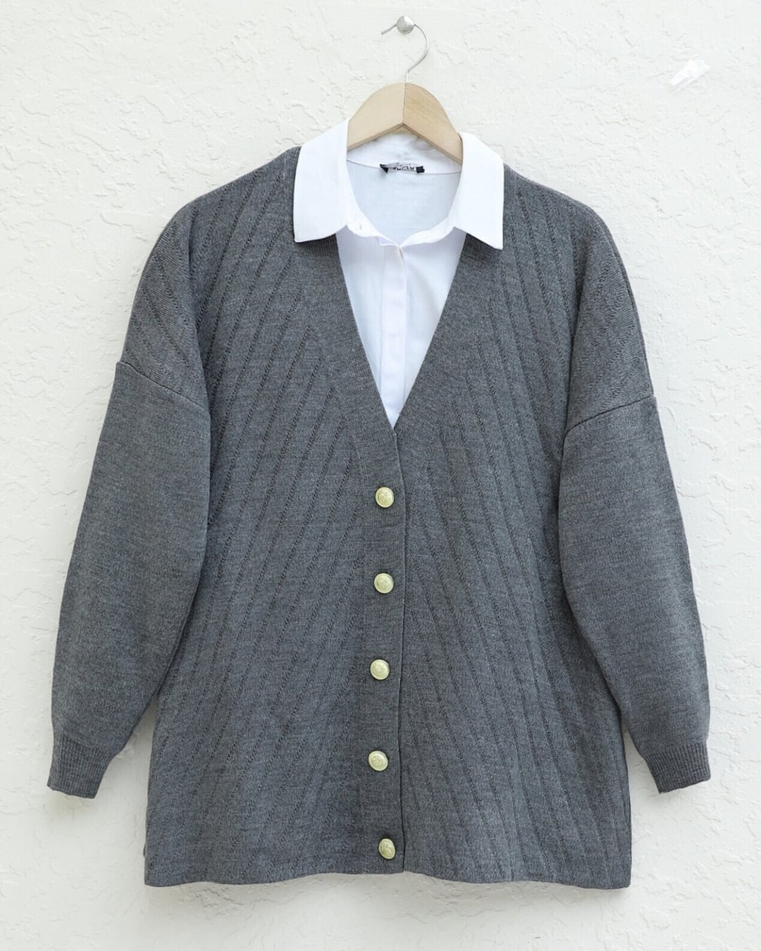Cross-Striped Brooch Button Knit Cardigan - Charcoal Grey - Podyumplus - by Peralane - photo 2