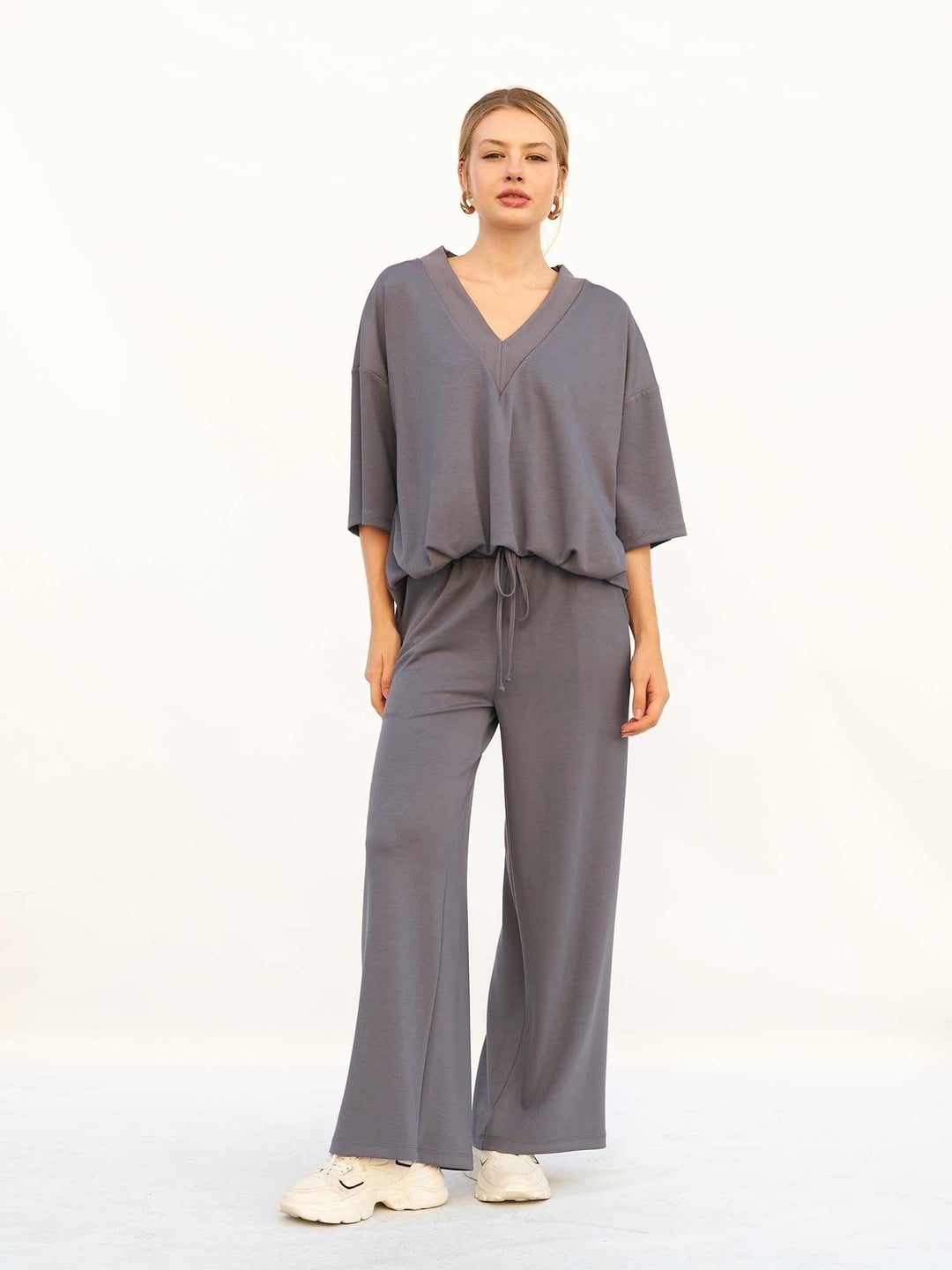 Women's Anthracite V-Neck Knit Blouse with Matching Trousers Set - Lefon - by Peralane - photo 2