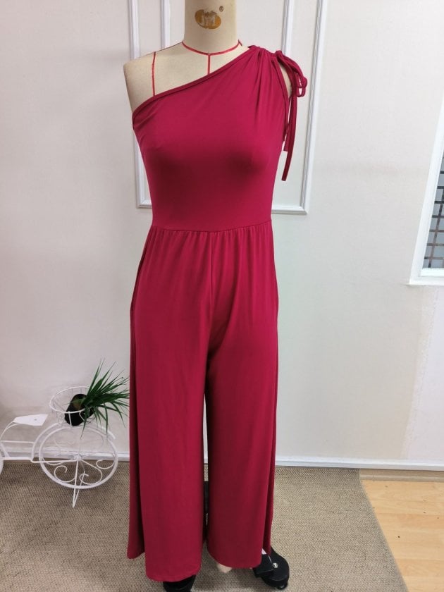 Women's One-Shoulder Wide-Leg Long Jumpsuit with Tie Detail - Janes - by Peralane - photo 4