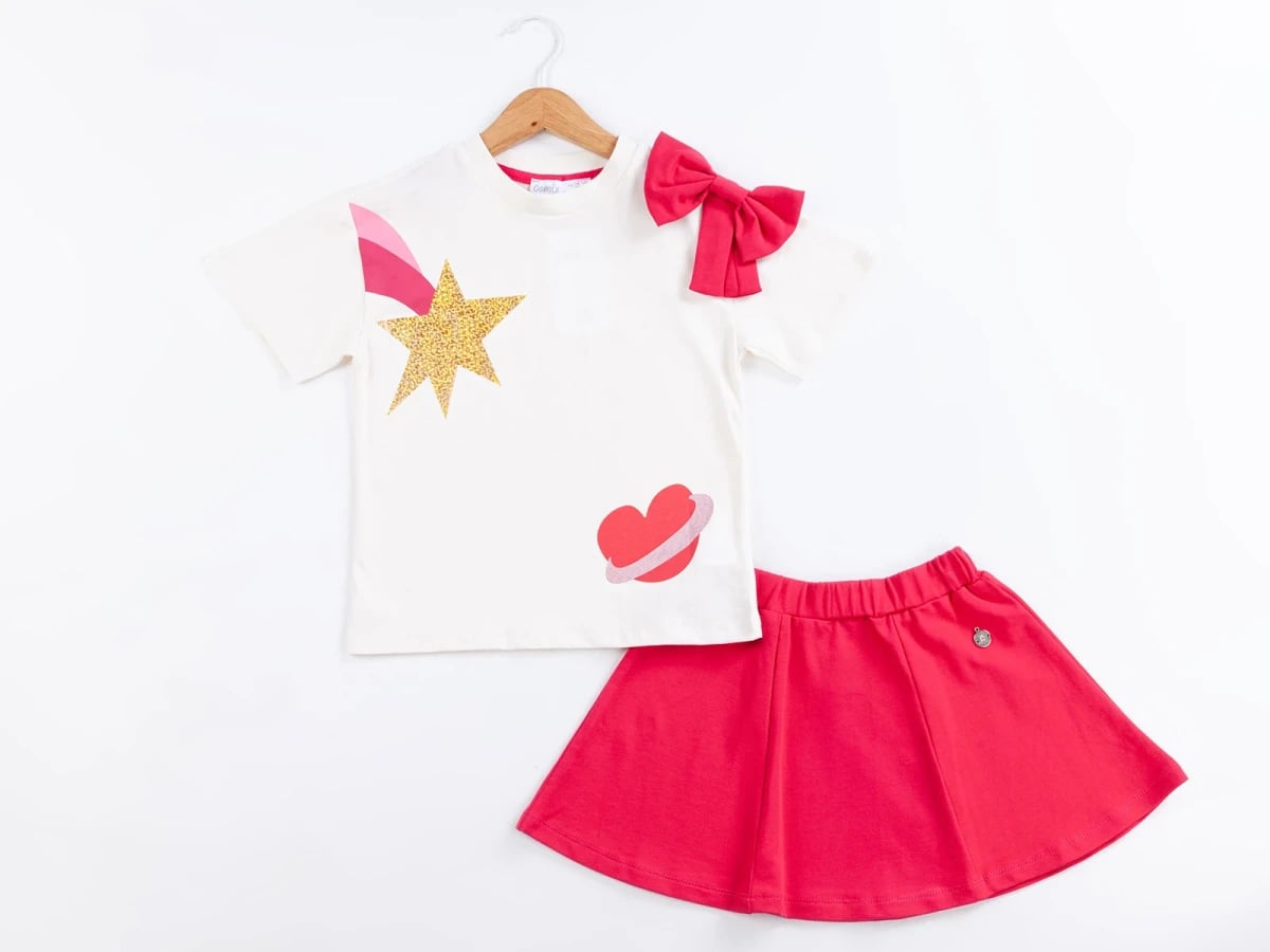 Girls' Bow Embroidered Set with T-Shirt and Pleated Skirt - Fuchsia - Comix - by Peralane