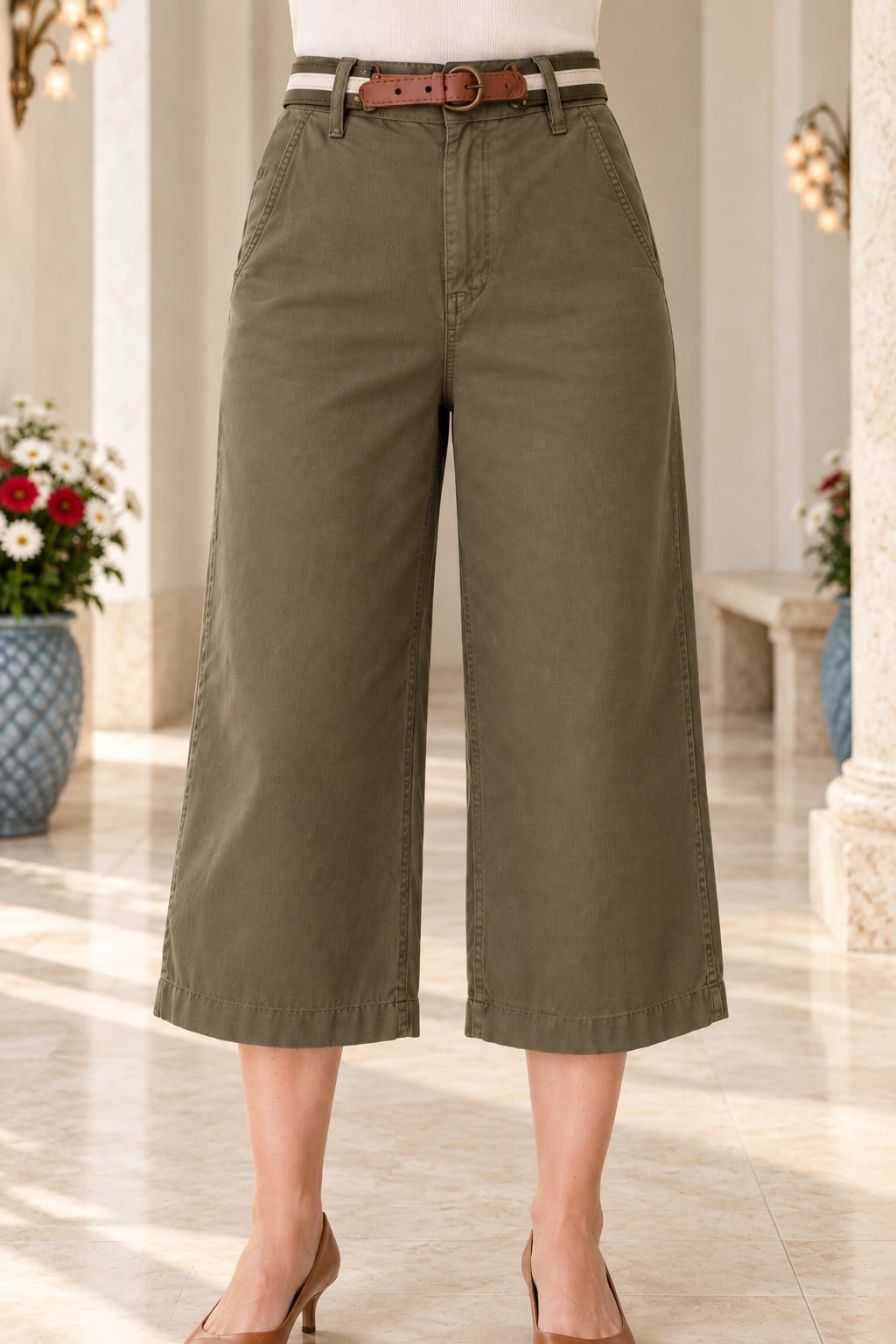 High-Waist Wide-Leg Cropped Trousers with Belt Loops in Olive Green - Xlove - by Peralane - photo 2