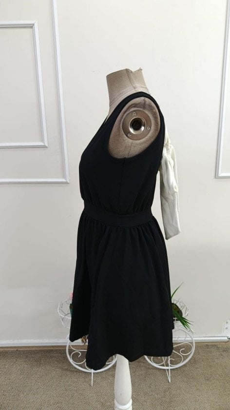Women's Sleeveless Wrap Neckline Bow Back Crepe Dress - Janes - by Peralane - photo 6
