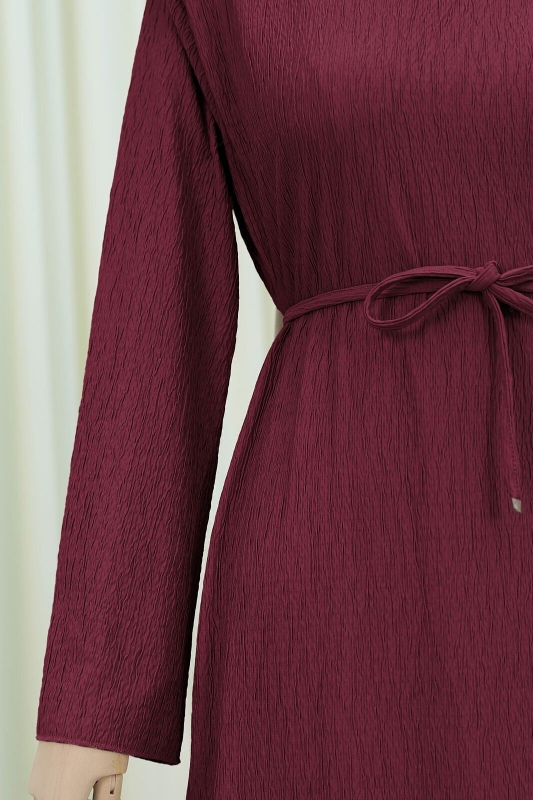 Shoulder-Padded Lace-Up Crinkle Dress - Deep Red - Podyumplus - by Peralane - photo 7