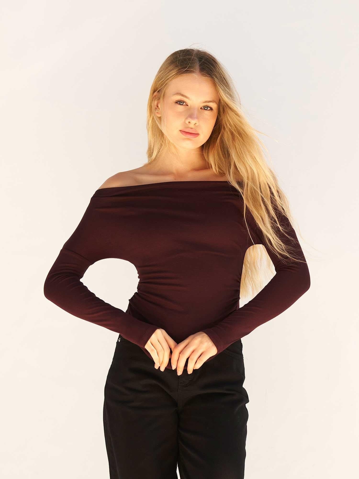 Burgundy Off-Shoulder Long Sleeve Knit Blouse - Lefon - by Peralane - photo 5