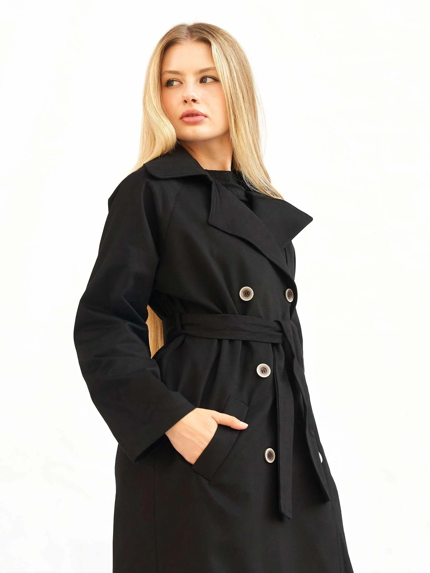Belted Double-Breasted Long Trench Coat in Black for Women - Lefon - by Peralane - photo 5