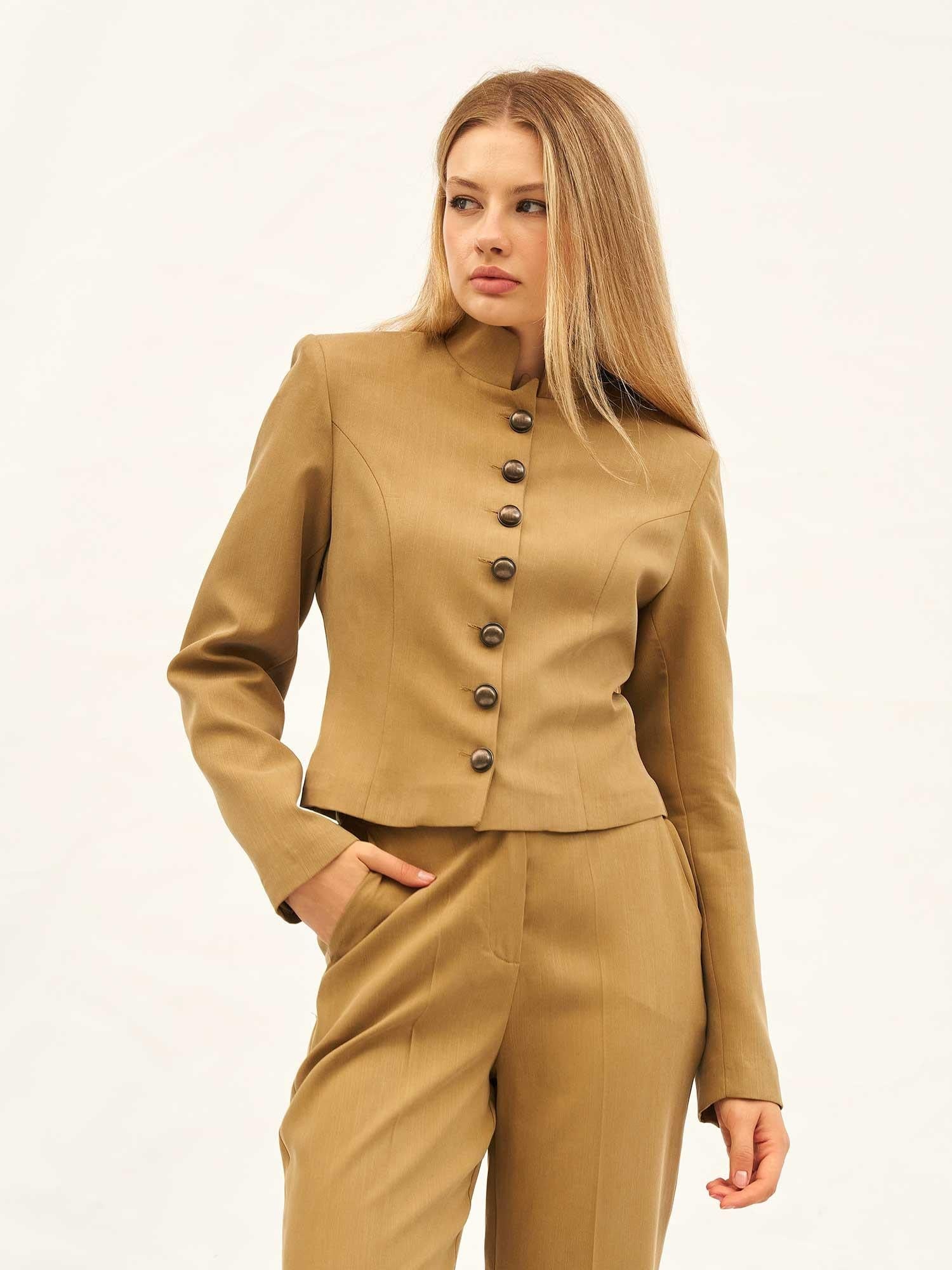 Buttoned Jacket and Wide-Leg Trousers Co-ord Set in Tan – 100% Lyocell - Lefon - by Peralane - photo 5