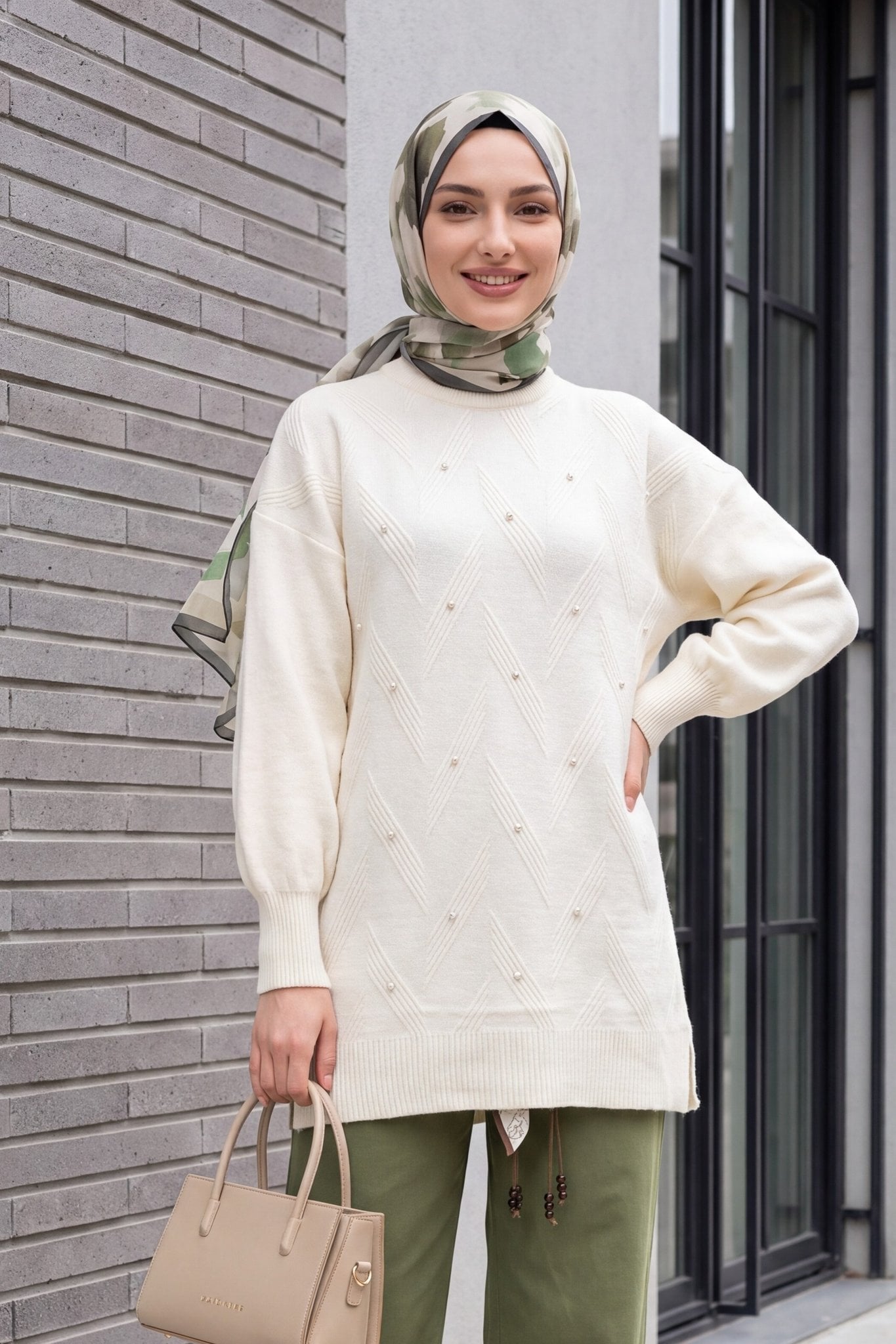 Crew Neck Rhinestone Balloon Sleeve Relaxed Knit Tunic - Ecru - Podyumplus - by Peralane - photo 2