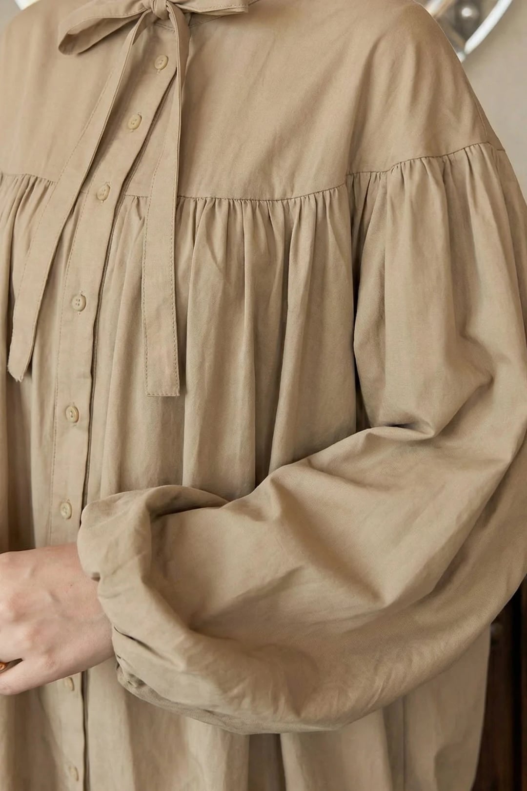Tie-Neck Button-Front Balloon Sleeve Tunic and Trousers Set - Light Brown - Podyumplus - by Peralane - photo 3