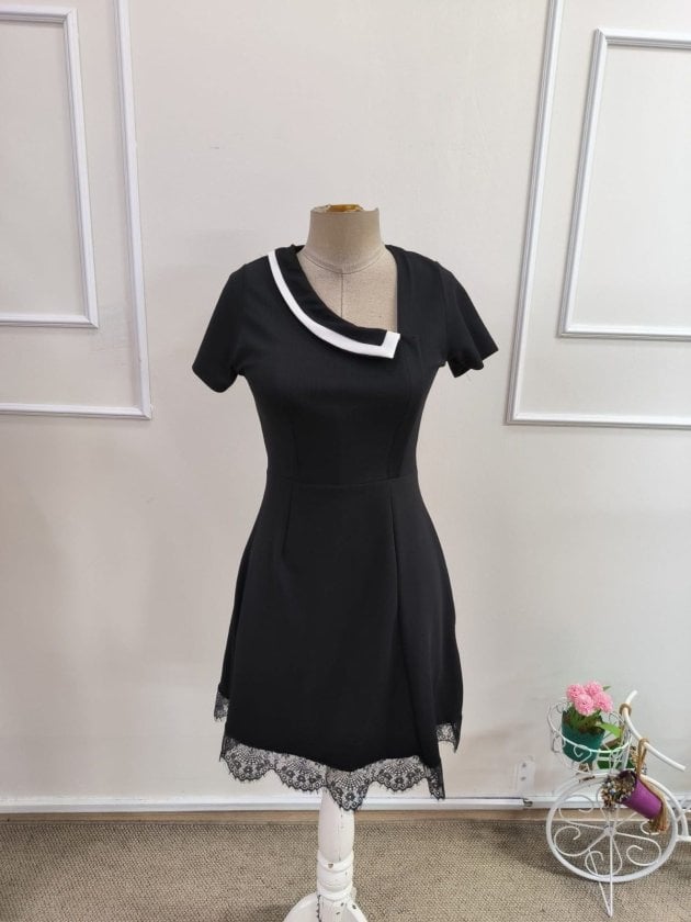 Women's Short Sleeve Collared Crepe Dress with Contrast Trim - Janes - by Peralane - photo 4
