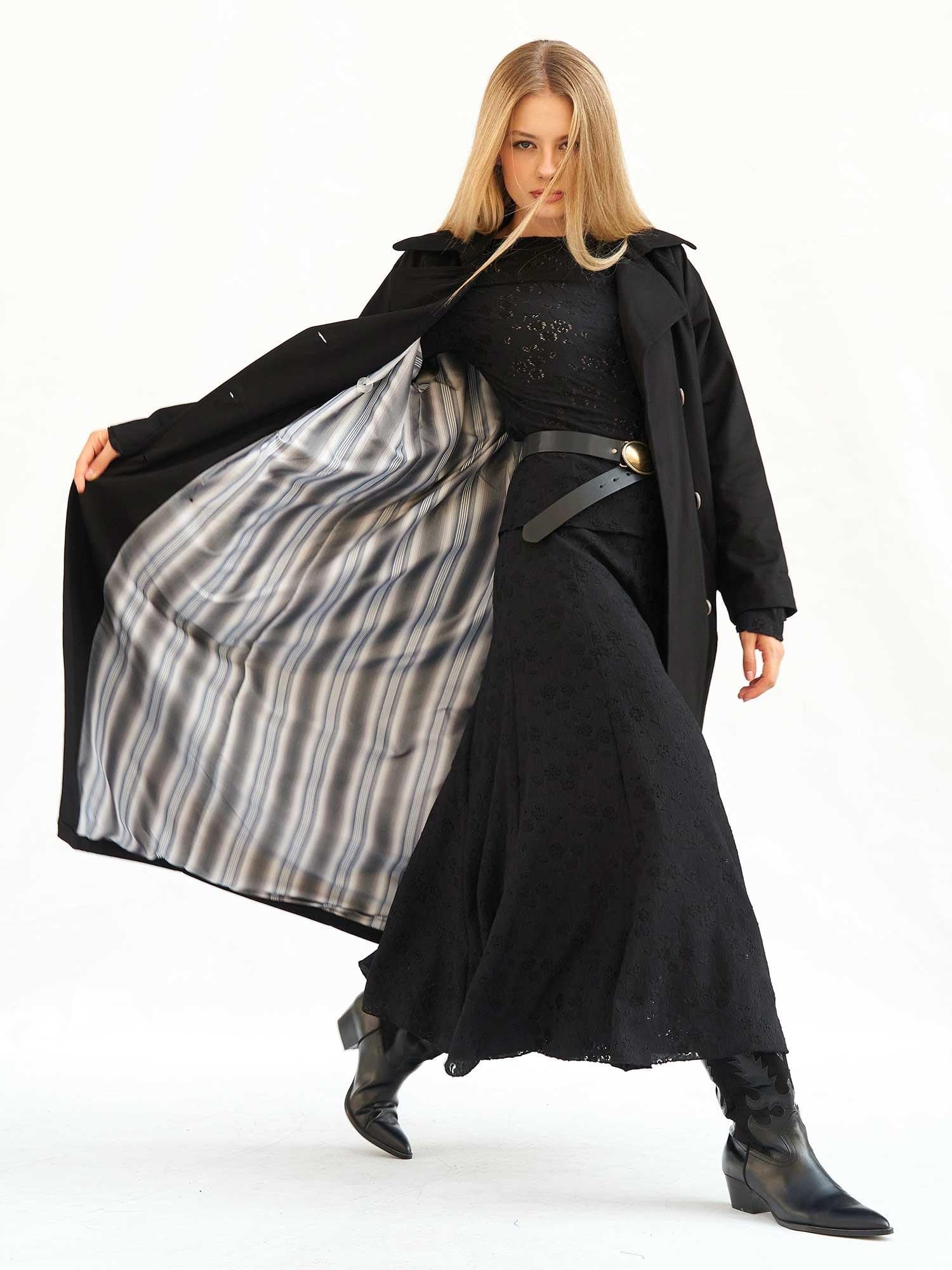 Belted Double-Breasted Long Trench Coat in Black for Women - Lefon - by Peralane - photo 4