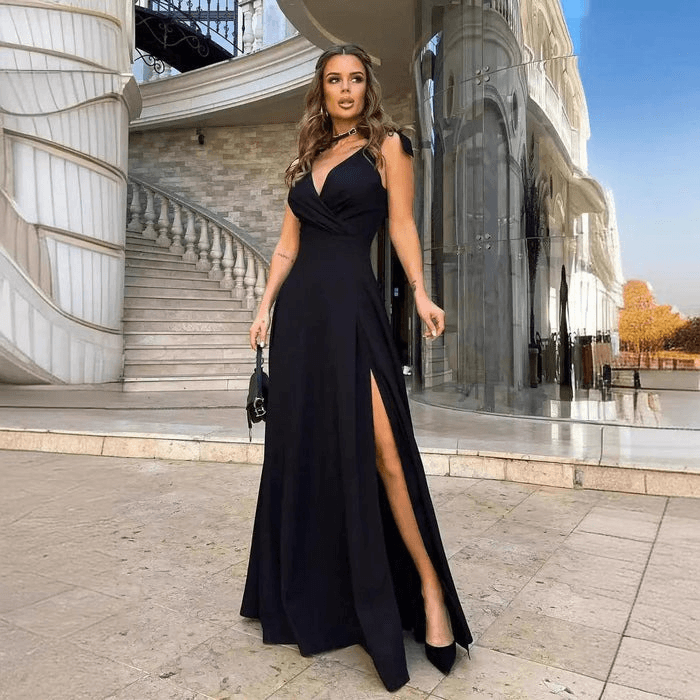 Women's Sleeveless V-Neck Long Slit Crepe Dress in Black - Janes - by Peralane - photo 3