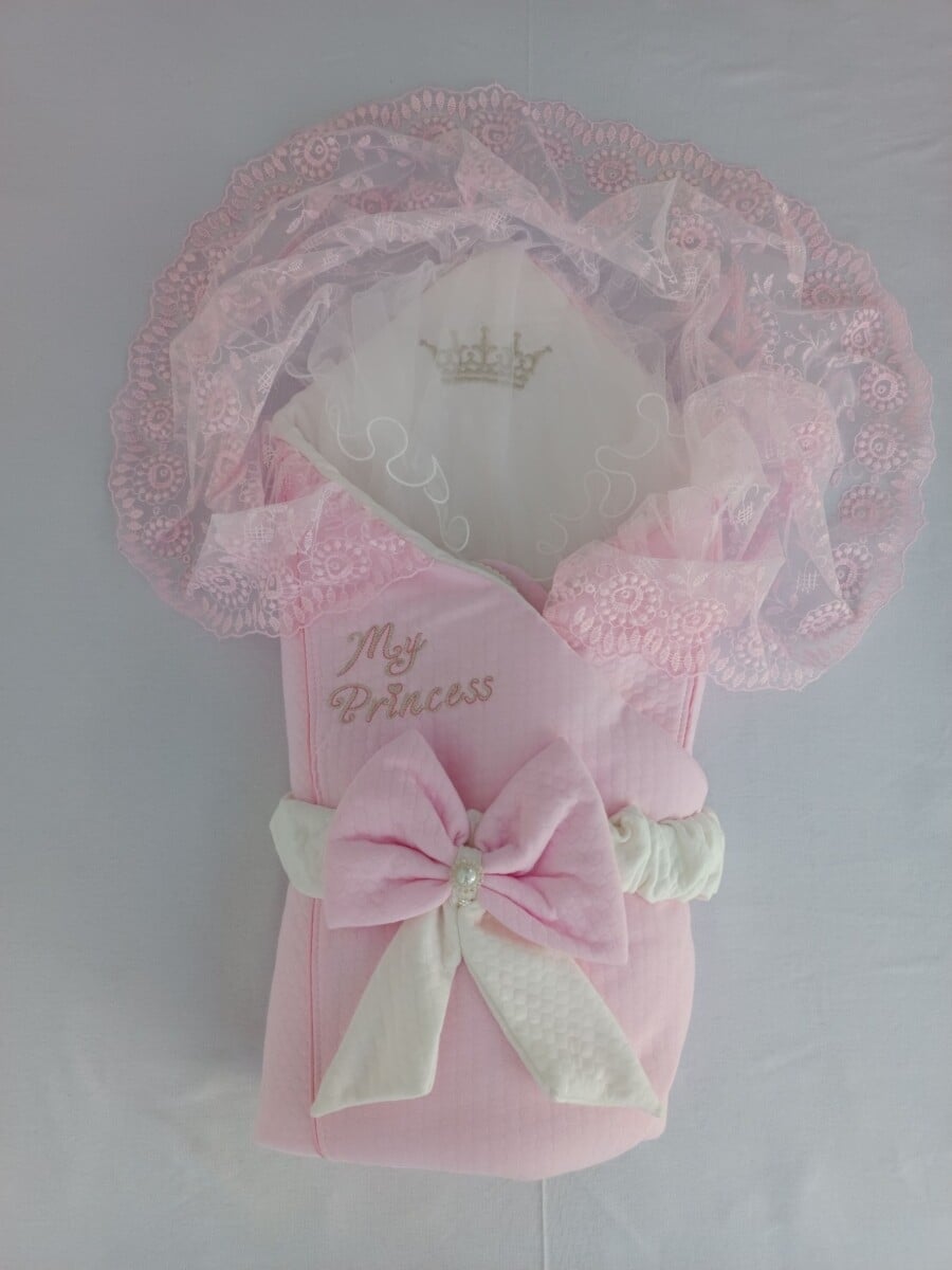 Quilted Baby Swaddle 0-18M with Lace Trim and Bow - Ecru - Tomuycuk - by Peralane