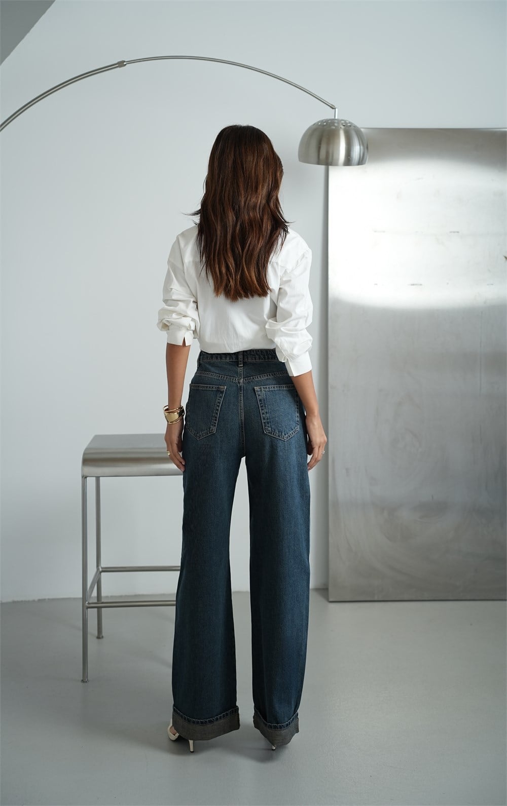 Normal Waist Baggy Fold-Up Hem Women's Jeans in Coffee - Lacarino Jeans - by Peralane - photo 5