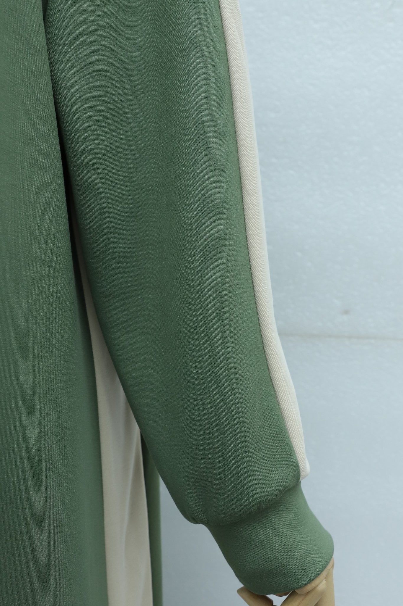 Olive Green Long-Sleeved Knit Dress with Cream Panels - Podyumplus - by Peralane - photo 8