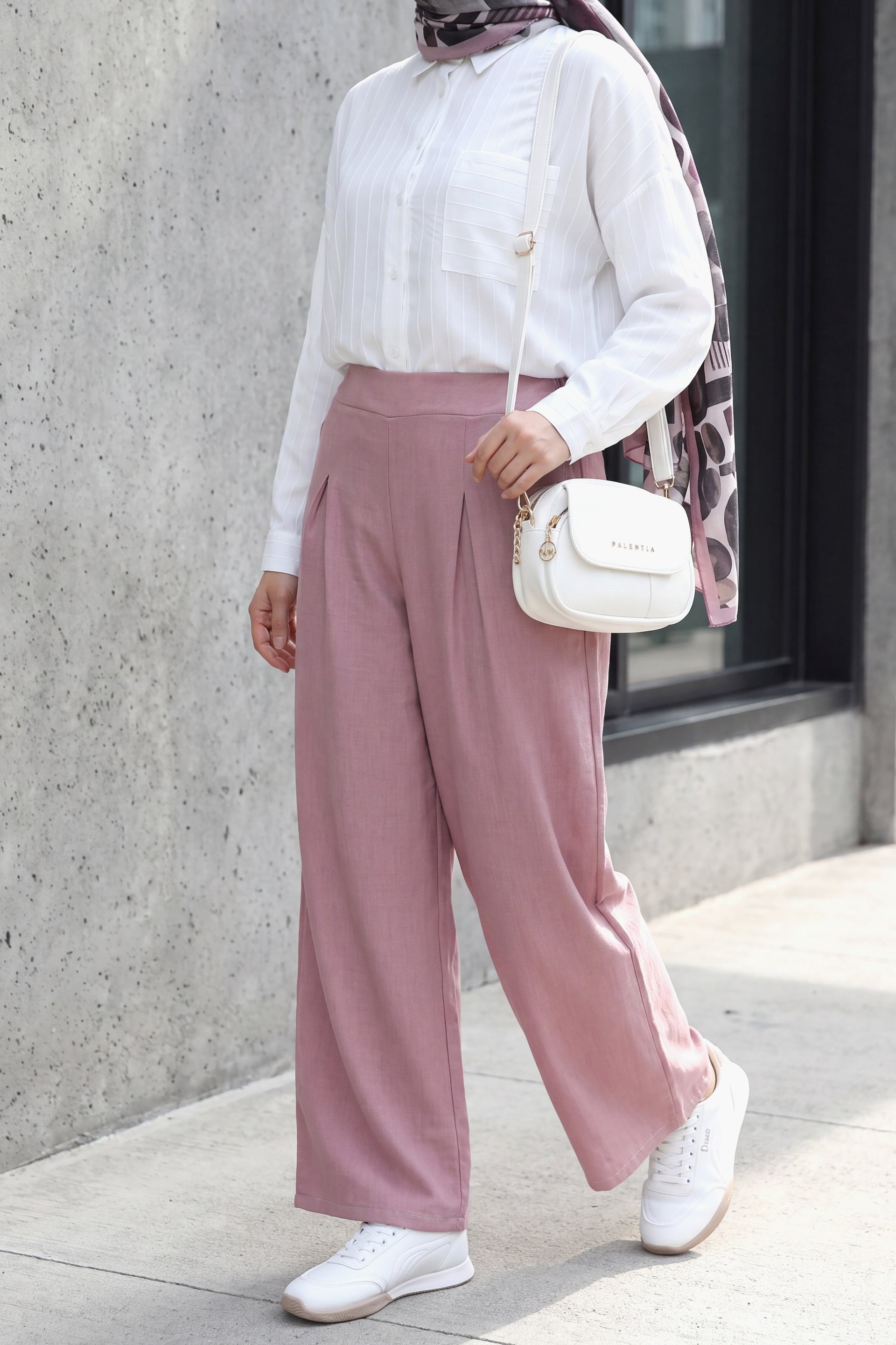 Elasticated Waist Wide-Leg Pleated Linen-Look Trousers - Powder Pink - Podyumplus - by Peralane - photo 4