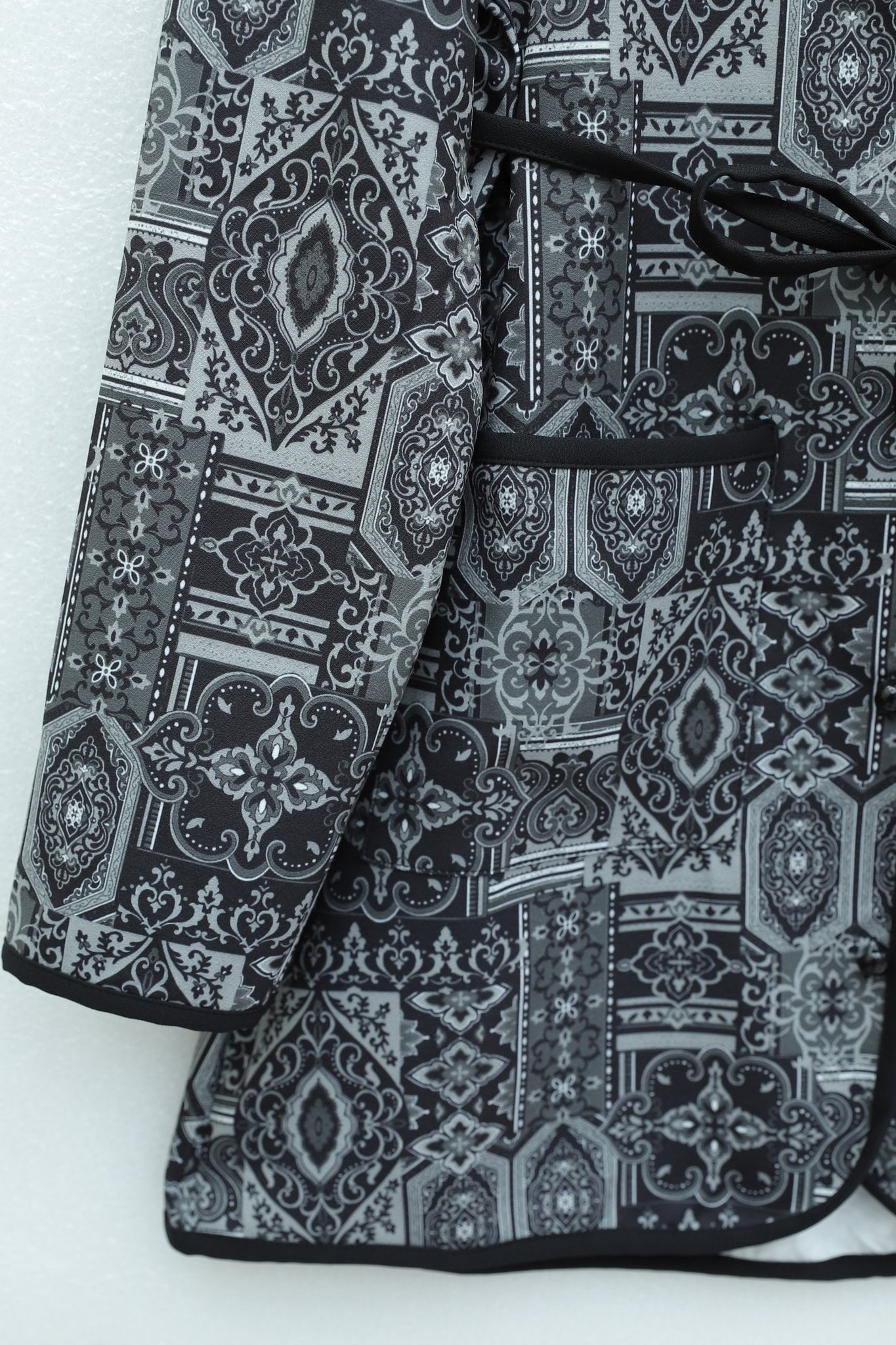 Black and Grey Geometric Pattern Jacket and Trousers Set with Tie Waist - Podyumplus - by Peralane - photo 7