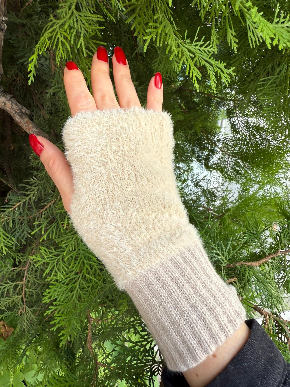Womens Fingerless Gloves with Plush Texture and Ribbed Cuffs - Nesvay - by Peralane - photo 2