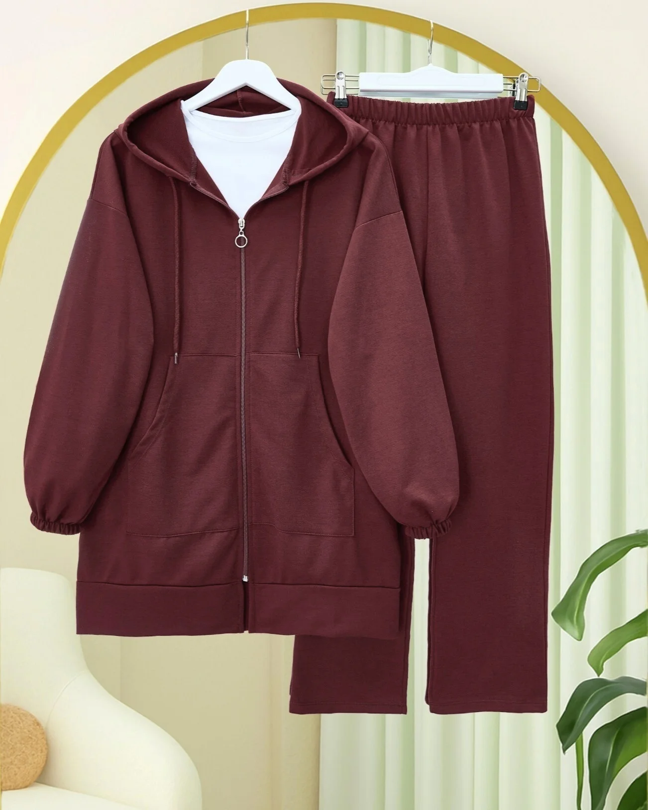 Zip-Up Hooded Lounge Set - Burgundy - Podyumplus - by Peralane - photo 3