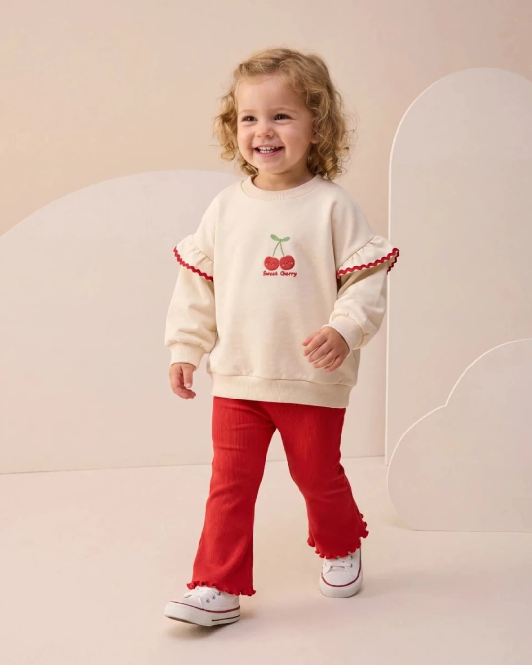 Girls' Two-Piece Sweatshirt and Trousers Set - Interkidsy - by Peralane