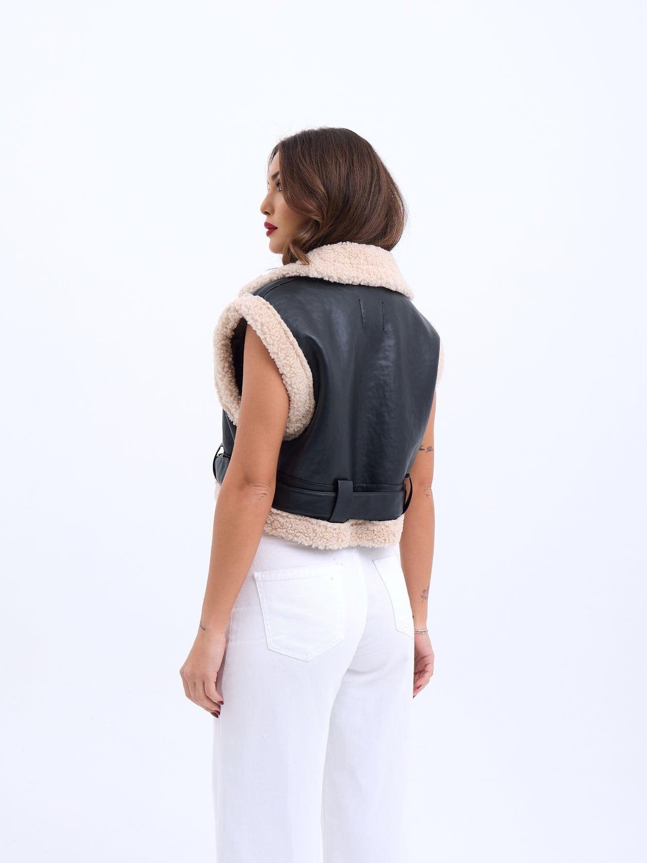 Sleeveless Faux Leather Vest with Sherpa Collar - Black - Fame - by Peralane - photo 3