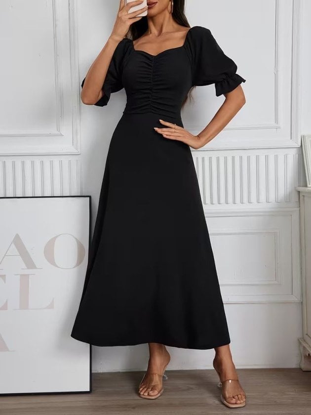 Women's Black Midi Dress with Sweetheart Neckline and Puffed Sleeves - Janes - by Peralane - photo 7