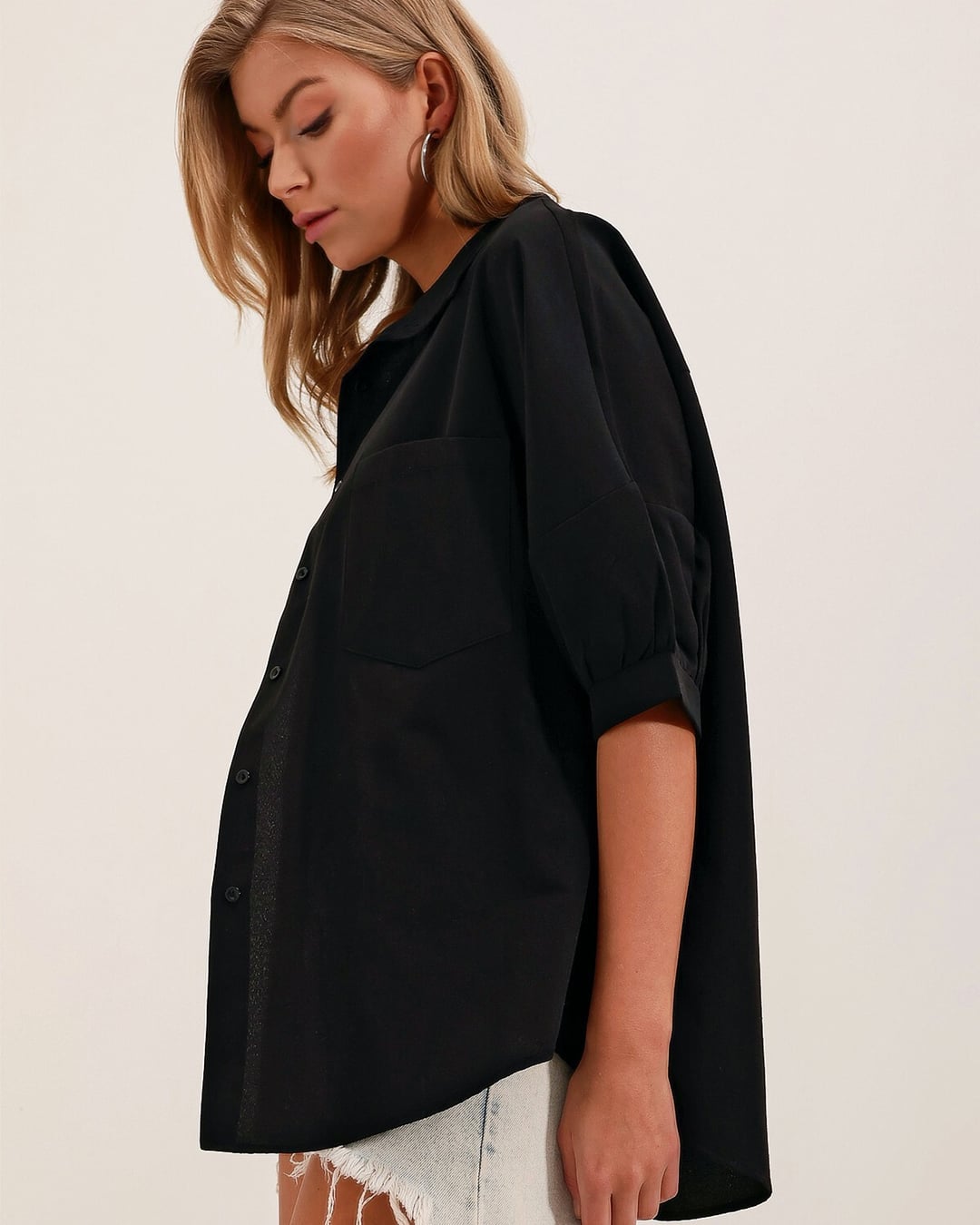 Oversize Short-Sleeve Basic Shirt - Black - Bigdart - by Peralane - photo 2