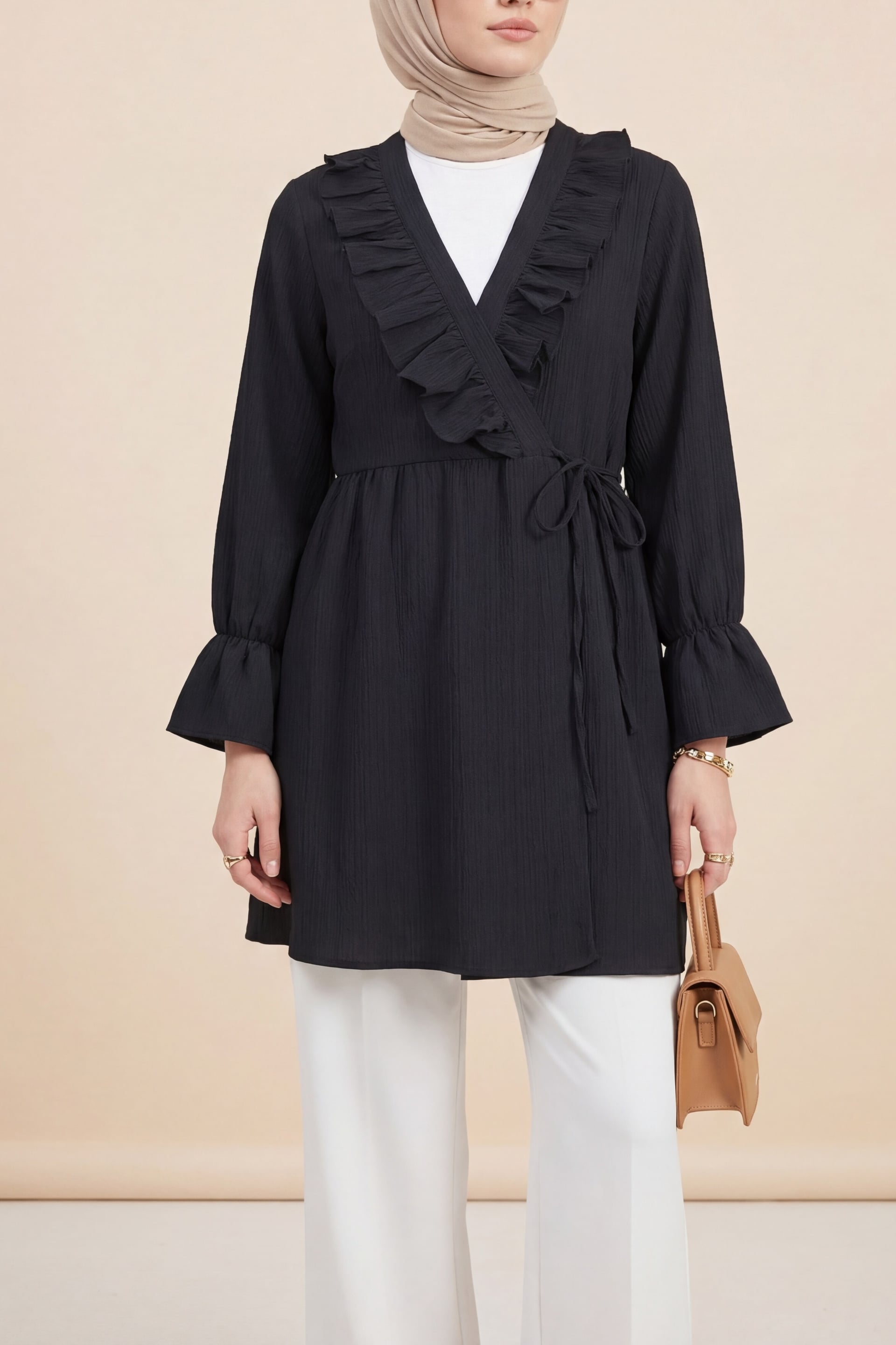 Black Crinkle Kimono with Ruffled Tie Front - Podyumplus - by Peralane - photo 4