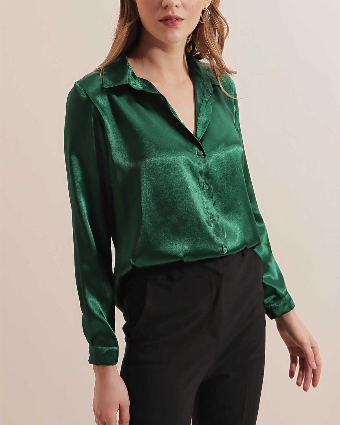 Lightly Draped Satin Shirt in Emerald Green - Bigdart - by Peralane - photo 5
