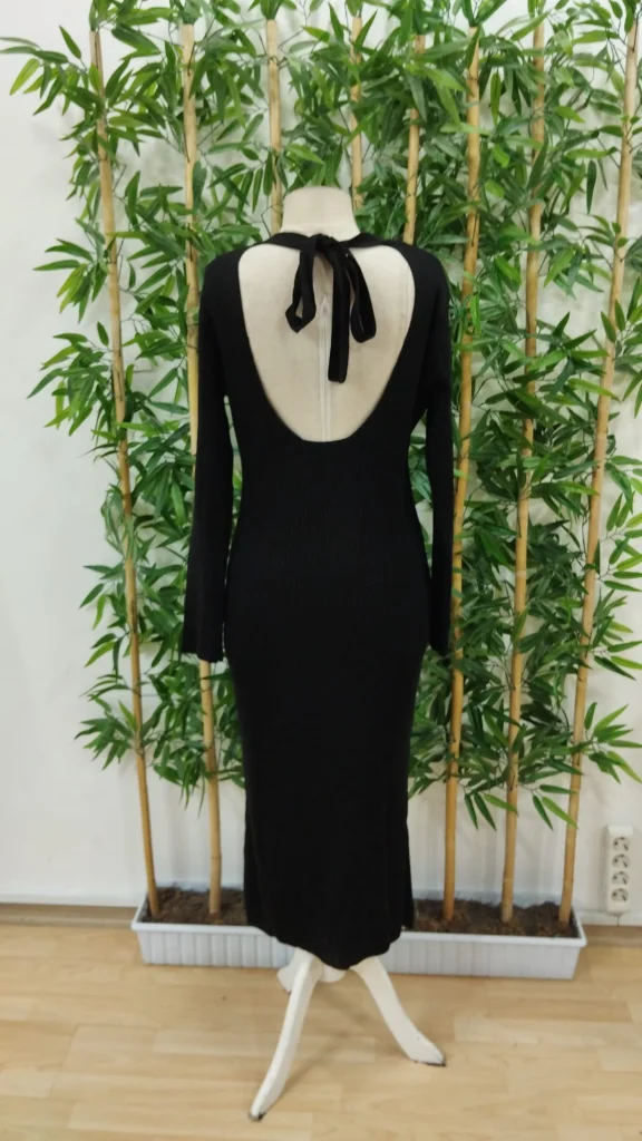 Women's Long Sleeve Half Turtleneck Back Window Detail Laced Midi Knit Dress - Janes - by Peralane - photo 5