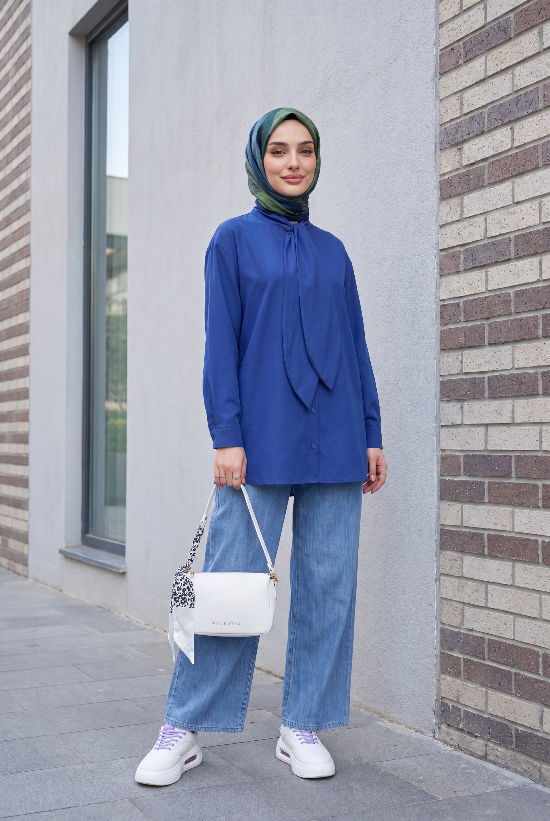 Wide-leg Jeans with Elasticated Waist and Pockets - Ice Blue - Podyumplus - by Peralane - photo 4