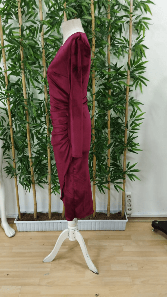 Women's Long-Sleeved V-Neck Wrap Midi Velvet Dress, Deep Red - Janes - by Peralane - photo 4