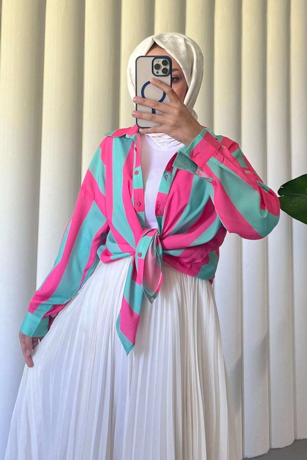 Bold Stripe Button-Up Blouse - Mint Green - Podyumplus - by Peralane - photo 3