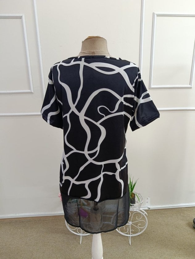 Women's Short Sleeve Bike Neck Patterned Top with Asymmetric Tulle Detail - Janes - by Peralane - photo 6