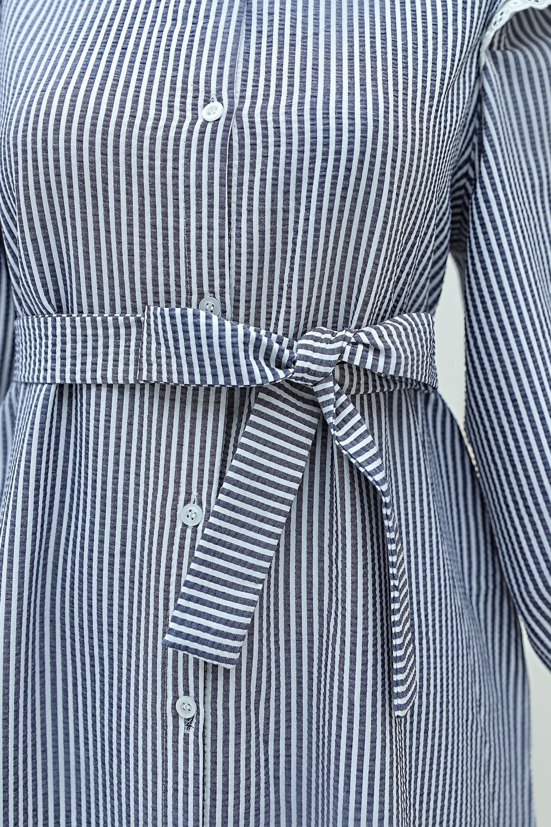 Button-Front Lace Detail Belted Dress - Navy - Podyumplus - by Peralane - photo 4