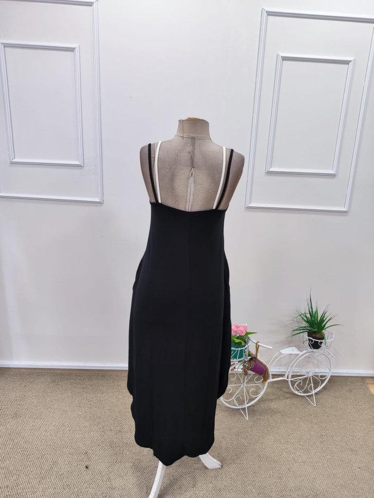 Women's Sleeveless Maxi Dress with Spaghetti Straps and Side Pockets - Janes - by Peralane - photo 5
