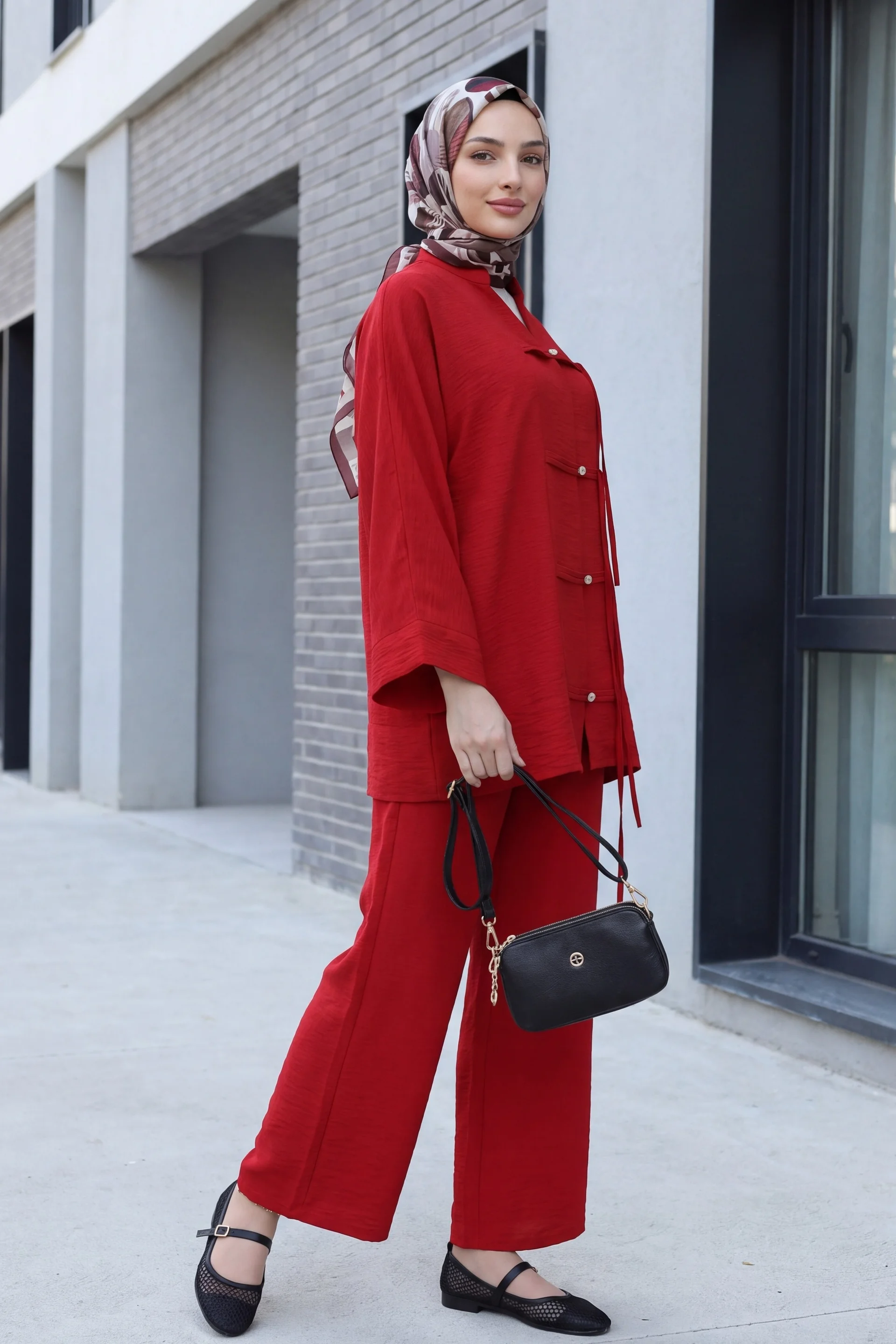 Red Stone-Button Wide-Leg Tunic and Trouser Co-ord Set for Women - Podyumplus - by Peralane - photo 2