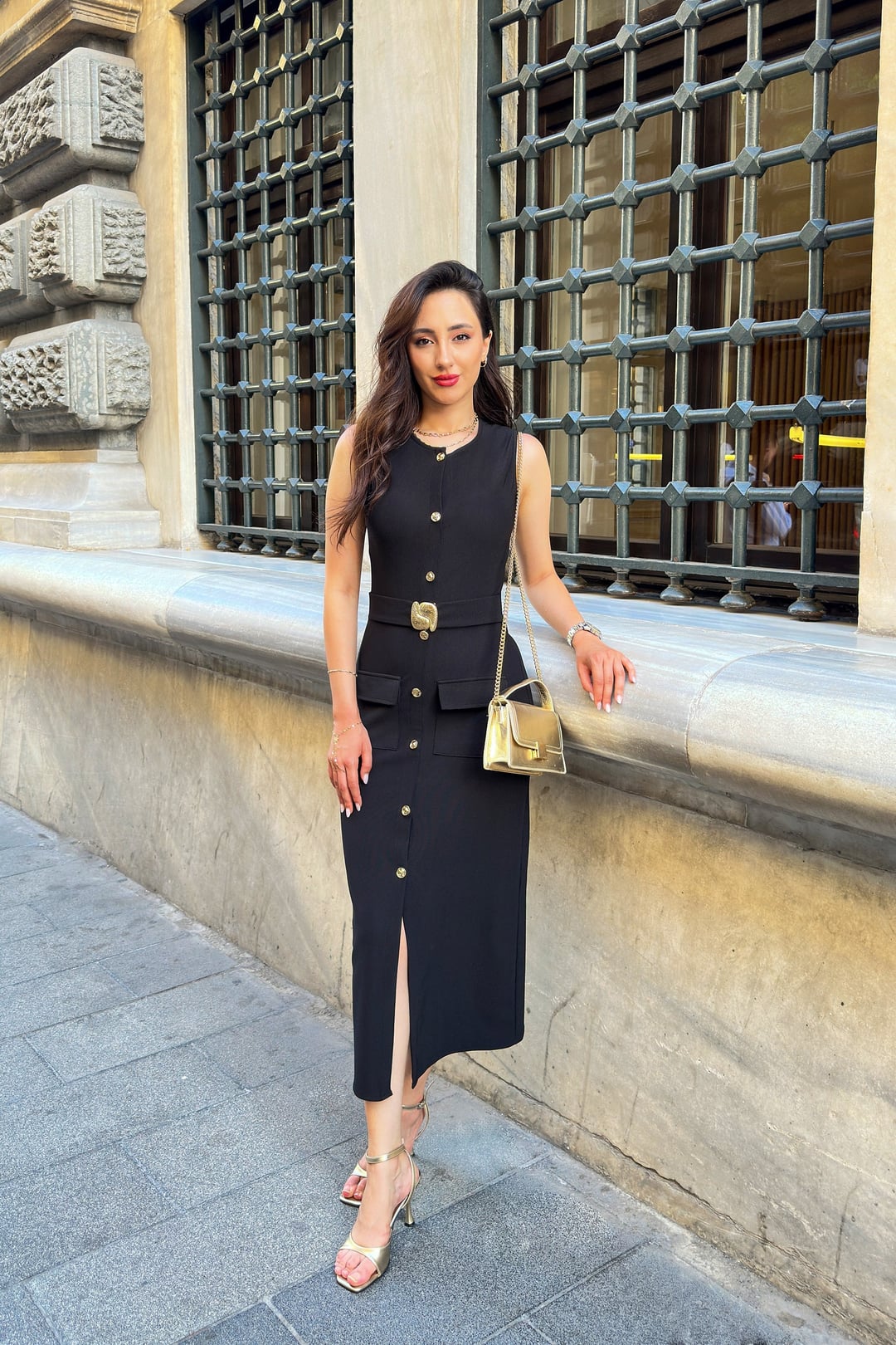 Black Belted Ottoman Button-Front Midi Dress - Lustri̇n - by Peralane - photo 3