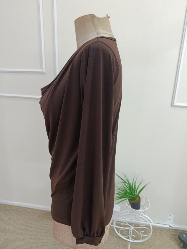 Women's Long-Sleeved Cowl Neck Blouse in Dark Brown - Janes - by Peralane - photo 8