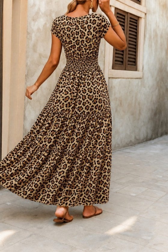 Women's Short Sleeve V-Neck Smocked Waist Suprem Maxi Dress with Leopard Print - Janes - by Peralane - photo 3