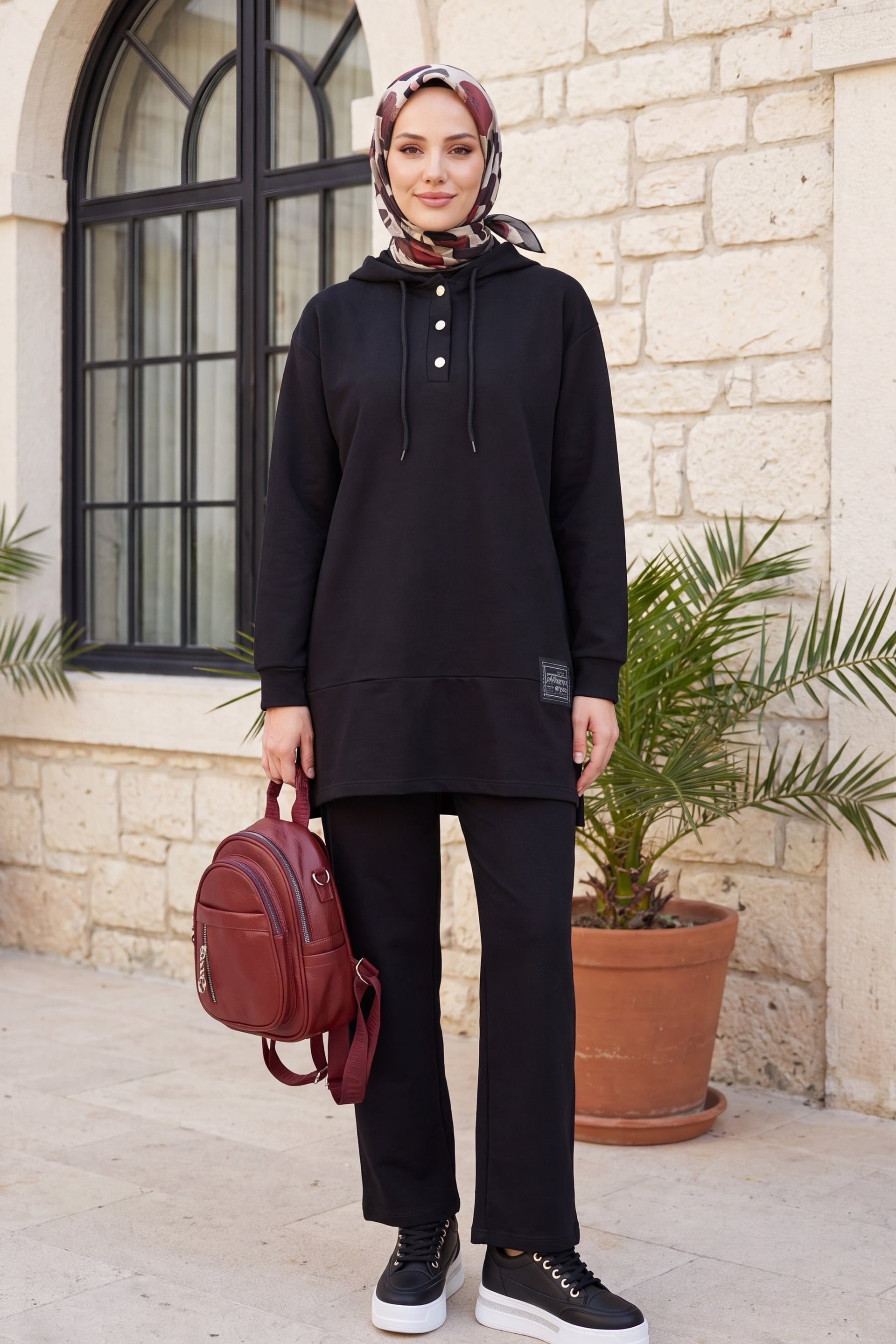Black Hooded Two-Piece Lounge Set with Henley Neckline - Podyumplus - by Peralane - photo 4