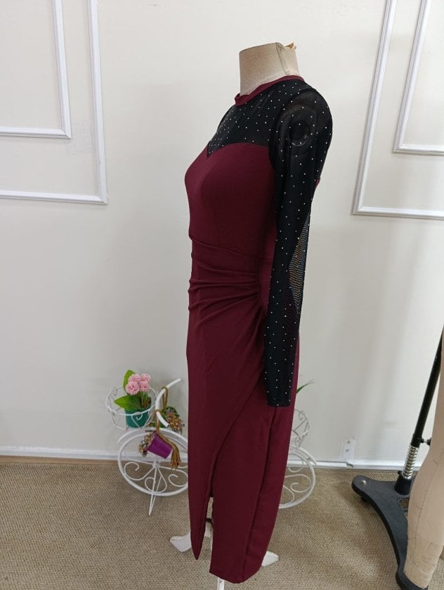 Women's Long-Sleeved Bike Neck Tulle Rhinestone Detail Midi Crepe Dress - Janes - by Peralane - photo 5