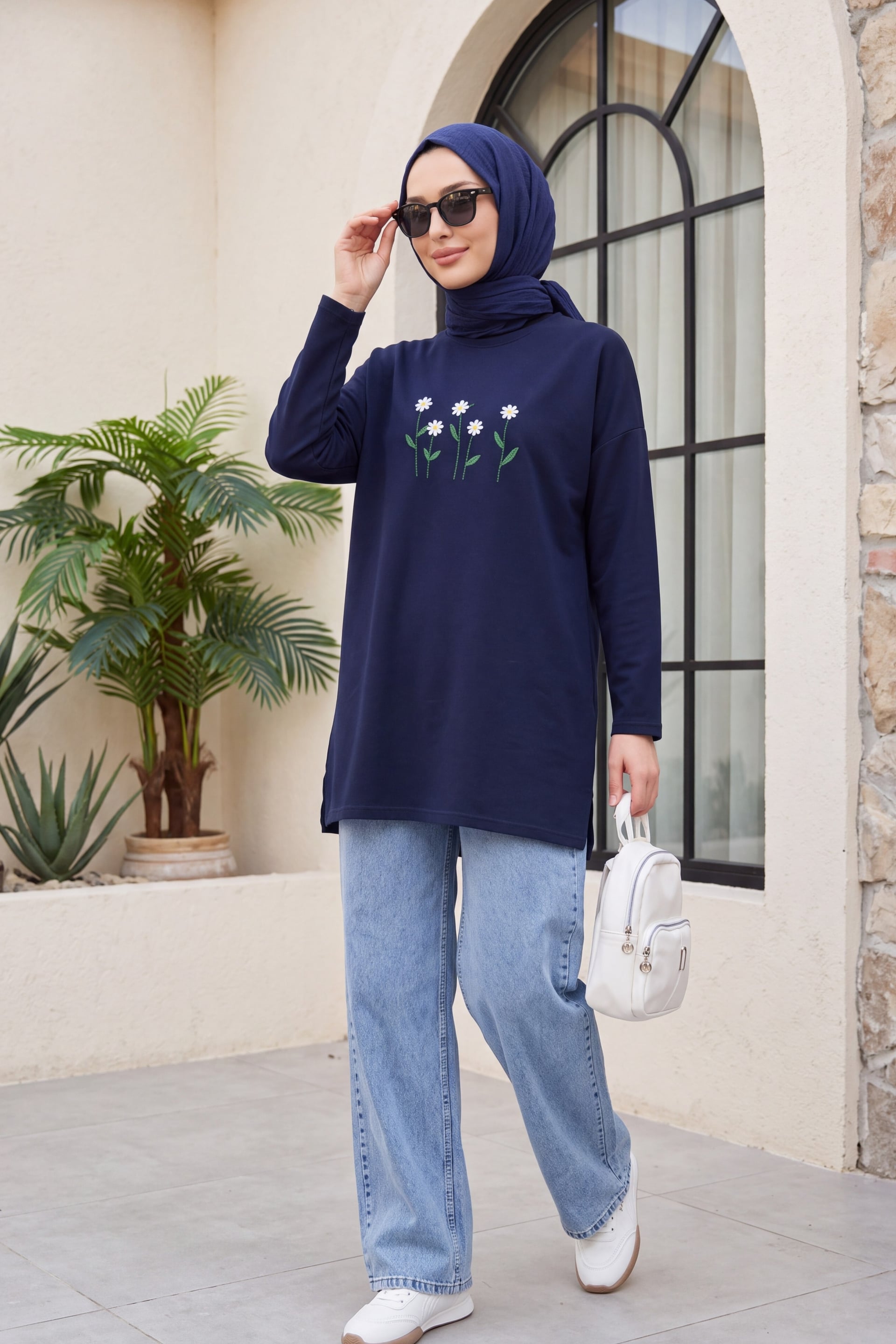 Daisy Embroidered Round Neck Cotton Jersey Tunic - Navy Blue - Podyumplus - by Peralane - photo 3