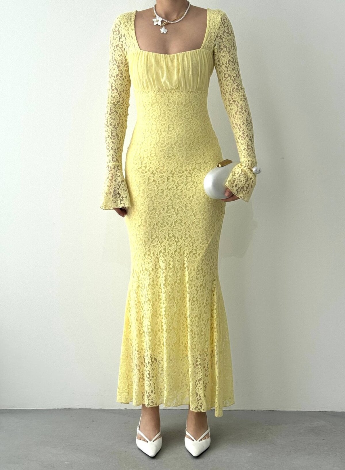 Porter Midi Dress in Pale Yellow Lace - Women's Long-Sleeved Square Neck Dress - Etika - by Peralane - photo 2