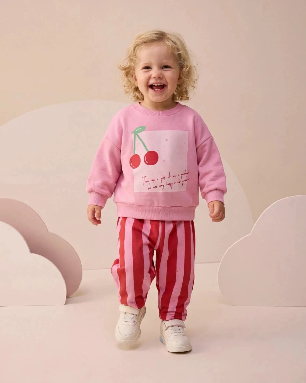 Girls' Two-Piece Sweatshirt and Trousers Set - 18570 - Interkidsy - by Peralane