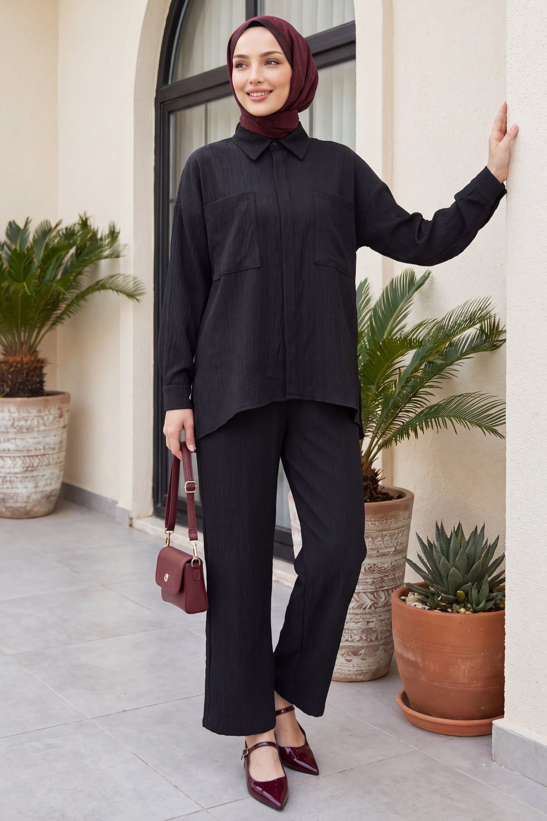 Black Two-Piece Linen Look Co-ord Set with Bellows Pockets - Podyumplus - by Peralane