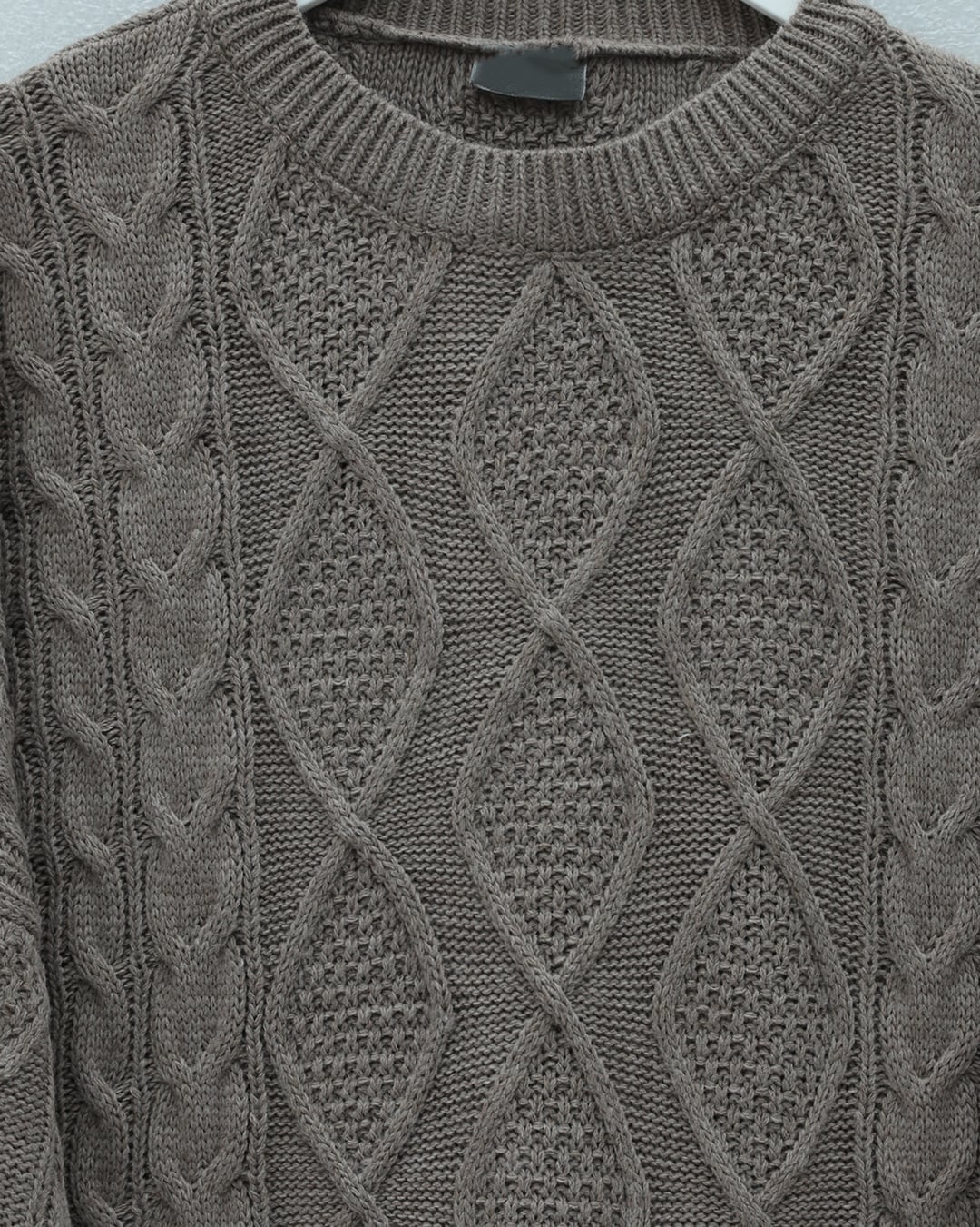 Women's Diamond Pattern Crew Neck Knit Sweater in Earth Tone - Podyumplus - by Peralane - photo 4