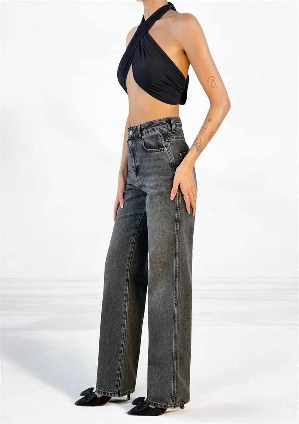 High Waist Regular Fit Onyx Black Jeans - Lacarino Jeans - by Peralane - photo 3