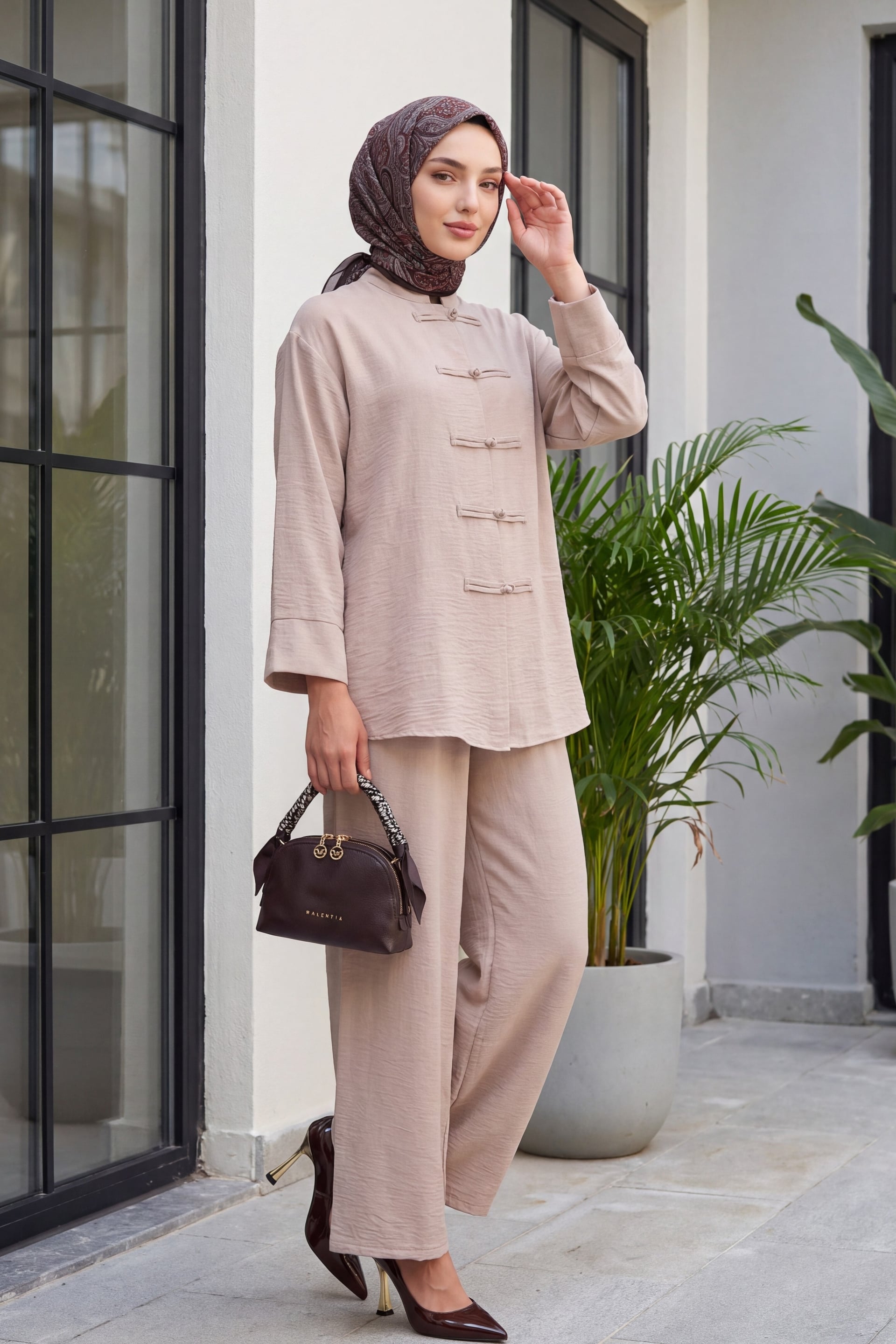 Women's Oversize Shirt and Wide-Leg Trousers Two-Piece Set in Beige - Bigdart - by Peralane - photo 5