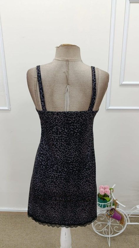 Women's Sleeveless V-Neck Lace Trim Leopard Print Slip Dress - Janes - by Peralane - photo 8