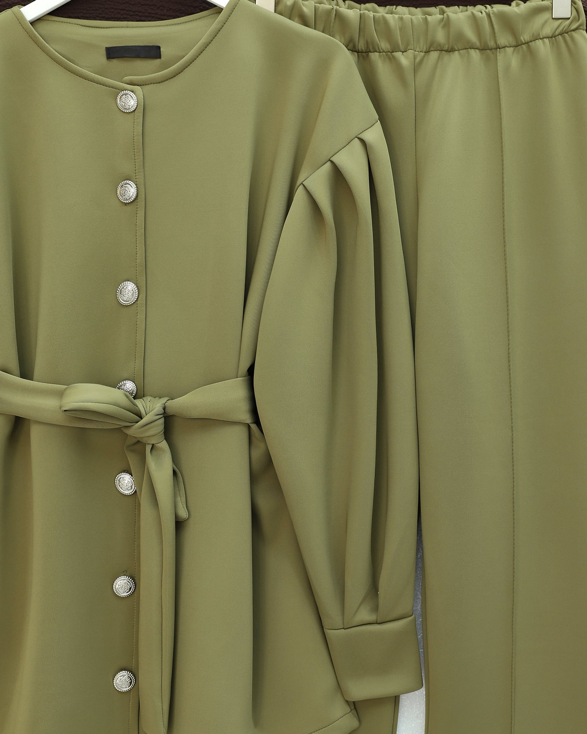 Belted Scuba Two-Piece Set with Top and Straight-Leg Pants - Olive Green - Podyumplus - by Peralane - photo 6